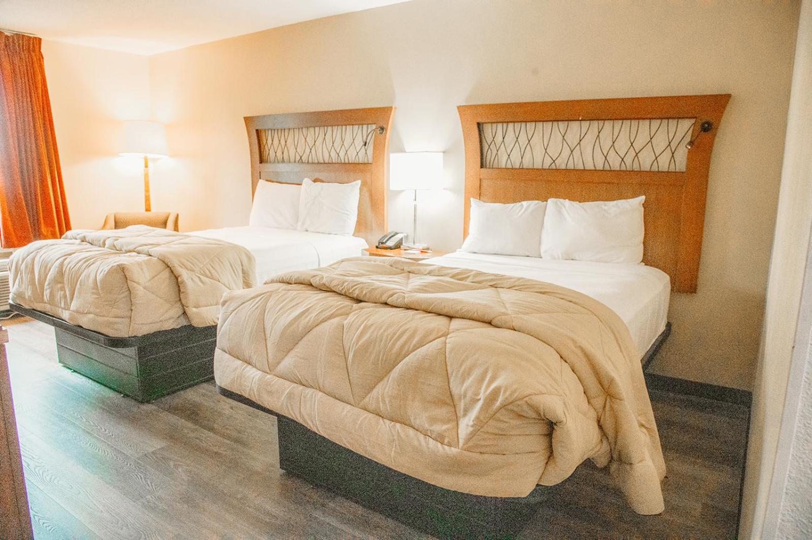 Country Garden & Suites Benton エクステリア 写真